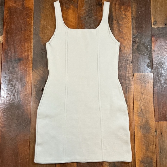 Babaton Sculpt Knit Square Neck Dress Cream Beige Bodycon Size Small - Picture 3 of 7